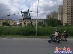 危險(xiǎn)！營口聯(lián)通端子箱嚴(yán)重傾斜