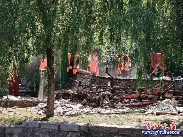 營(yíng)口市人民公園塌亭沒(méi)了